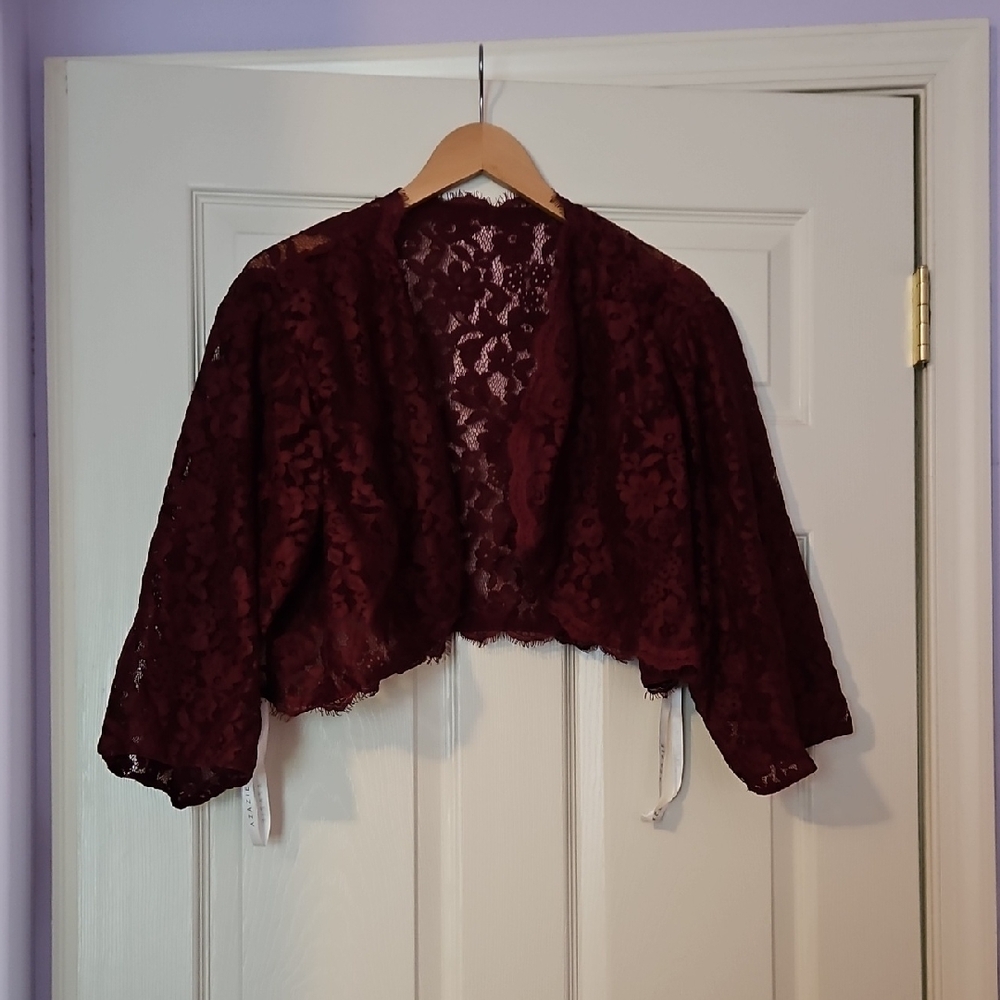 Azazie Burgundy Lace Jacket